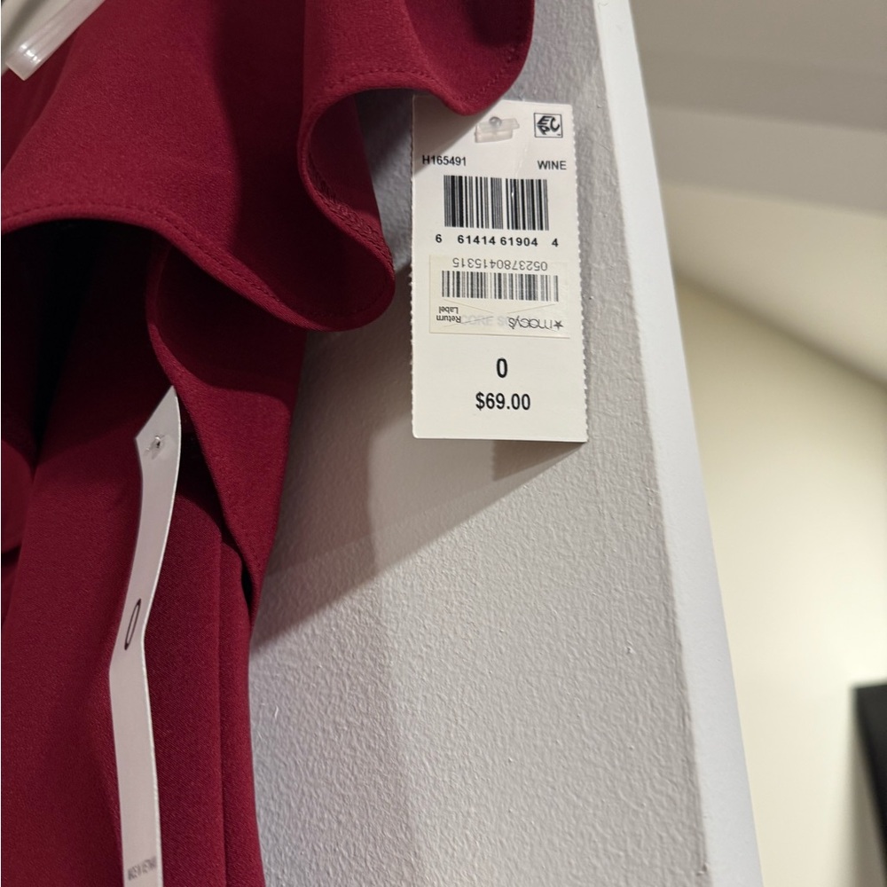 Elegant Off-Shoulder Burgundy Dress - Picture 2 of 4